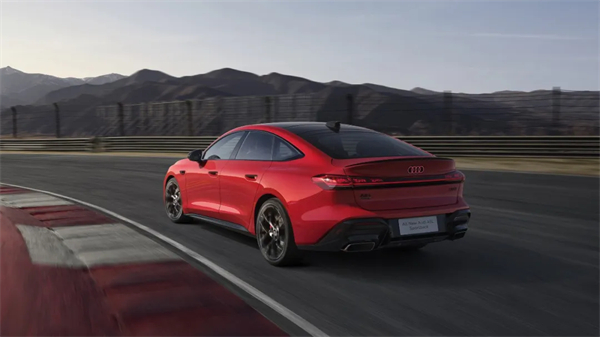 全新上汽奥迪A5L Sportback正式上市，限时臻享价25.99万元起